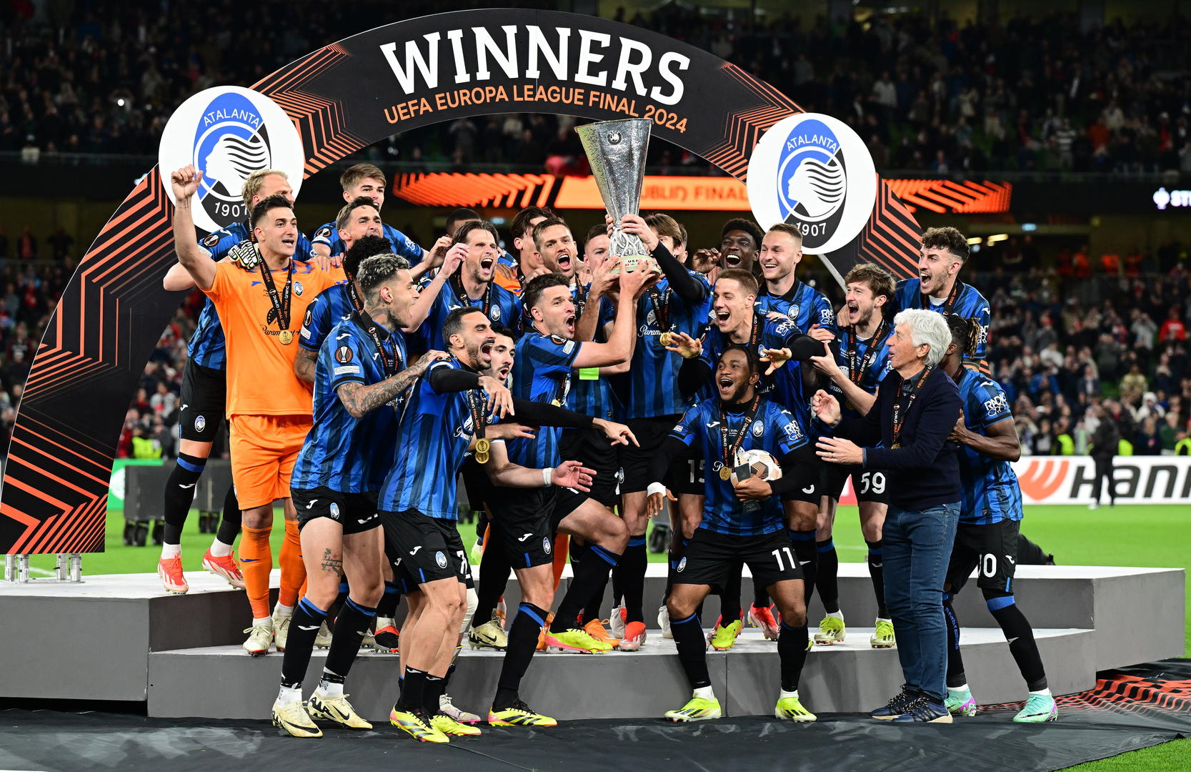 亚特兰大：欧冠逆袭风暴中的无畏舵手